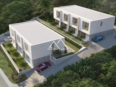 Complexe résidentiel Complex of townhomes with seaview on Lustica peninsular