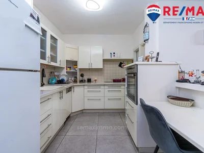 Quartier résidentiel Duplex rare, spacieux et lumineux en plein centre-ville de hadera avec une terrasse souccah ! potentiel exceptionnel !