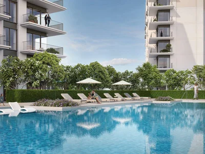 Complejo residencial New ES Golf Verge Residence with a swimming pool, a golf course and a clubhouse, Emaar South, Dubai, UAE