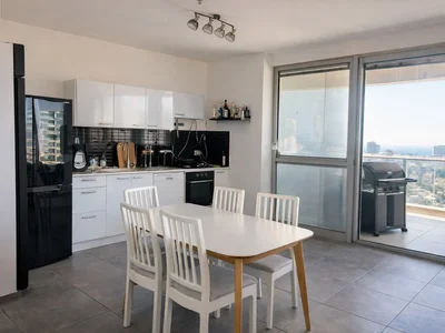 Residential quarter Tour guindi tlv fashion mall