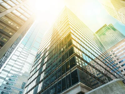 «Thus far, the prices are not been reduced, but people opt out of buying». How European real estate markets are experiencing a pandemic