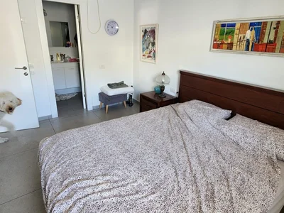 Wohnviertel Au centre avec terrasse bien agence dans rue calme dans un bel immeuble luxueux