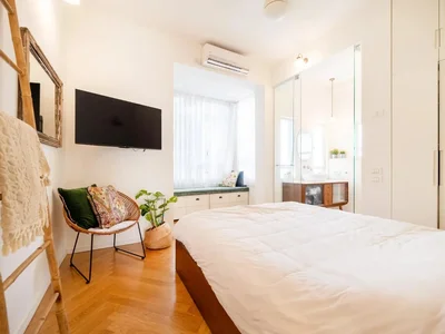 Dzielnica mieszkaniowa Appartement renove de 3 pieces avec balcon dans le vieux nord de tel aviv