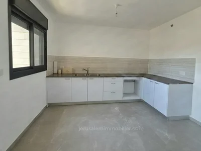 Residential quarter A louer appartement dexception pret a emmenager a mordot arnona jerusalem immobilier 026786595