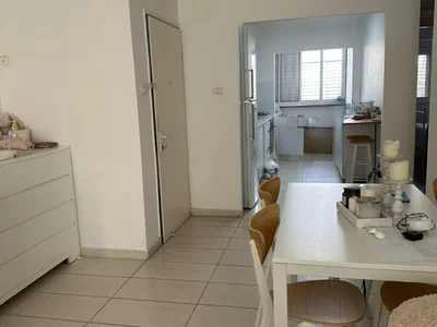 Wohnviertel 2 pieces A vendre a rishon lezion quartier ramat eliyahu