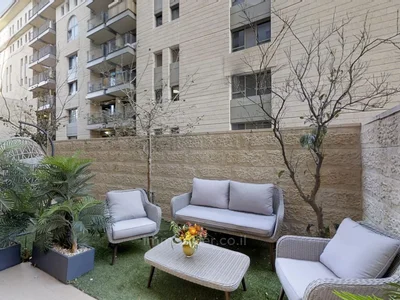 Жилой квартал Appartement en rez de jardin a vendre rue mounbaz jerualem