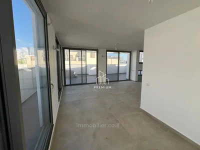 Wohnviertel Unique duplex 5 pieces au coeur de tel aviv bograshov