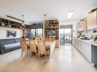 Dzielnica mieszkaniowa Magnifique 3 pces avec balcon soucca