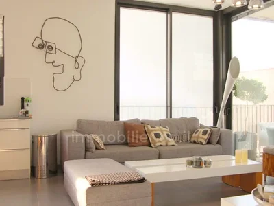 Dzielnica mieszkaniowa Magnifique 4 pieces avec terrasse vue mer