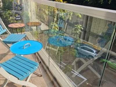 Residential quarter Magnifique appartement renove avec terrasse spacieux et clair proche de la mer A ne pas manquer