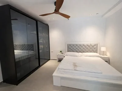 Dzielnica mieszkaniowa Rez de jardin 4 pieces plein centre raanana