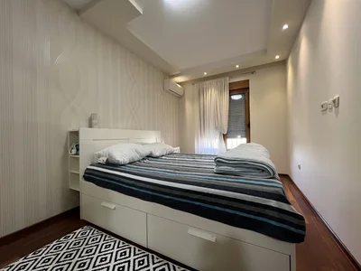 Wohnviertel Stan 54 m² na Izdavanje – Centar, Podgorica
