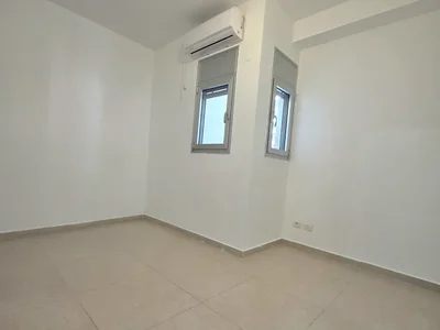 Жилой квартал Appartement 4 pieces a vendre en deuxieme ligne de mer a bat yam quartier haatsmaout