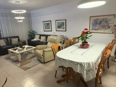 Barrio residencial Rue rav kook proche kikar