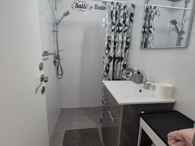 Wohnviertel Appartement renove et lumineux a louer a arnona jerusalem immobilier 026786595