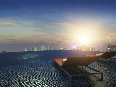 Wohnanlage Luxury high-rise residence with a water park, a hotel and restaurants, Pattaya, Thailand