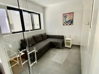 Quartier résidentiel Emplacement idéal ! joli 3 pièces à vendre, entièrement meublé, hayarkon, tel aviv
