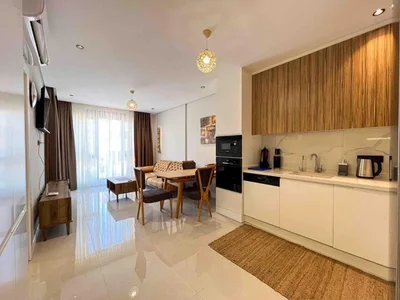 Zespół mieszkaniowy Furnished 1+1 apartment in the center of Alanya in the Kleopatra Ventri complex.