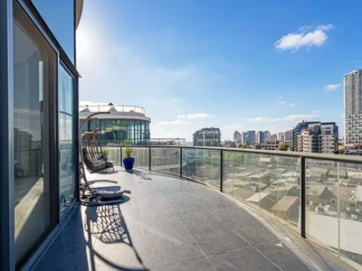 Wohnviertel Superbe penthouse florentine