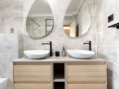 Cabaña Kuća 330 m² na Izdavanje – Centar, Tivat