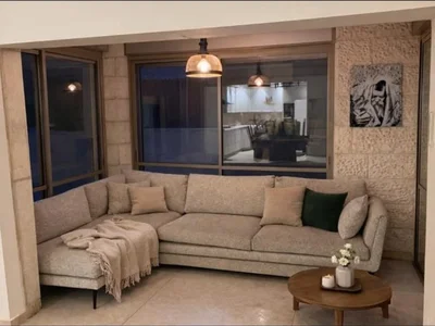 Жилой квартал Centre ville amp jardin privE 4 pieces standing a mishkenot hauma