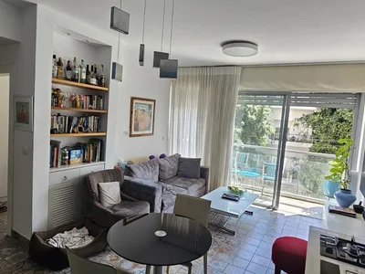 Residential quarter Magnifique 3 pieces avec ascenseur parking balcon et mamad proche mer