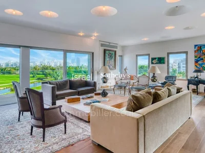 Quartier résidentiel Penthouse-villa occupant un étage entier dans le vieux nord de tel-aviv, à côté du parc yarkon