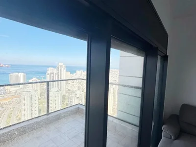 Dzielnica mieszkaniowa Magnifique 5 pieces vue mer