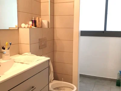 Wohnviertel 3 pieces balcon parking