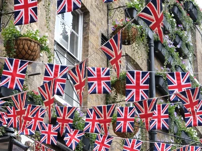 The UK launches a new visa for business founders—the Innovator Founder Visa. Terms and benefits