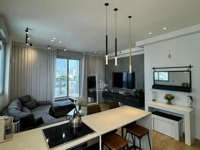 Quartier résidentiel Petit bijou design avec balcon et vue dégagée à tel aviv