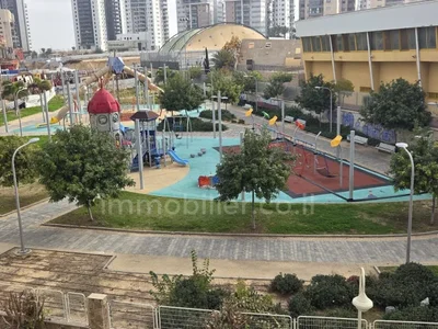 Жилой квартал Un 4 pieces recent quartier barnea tres bon etat