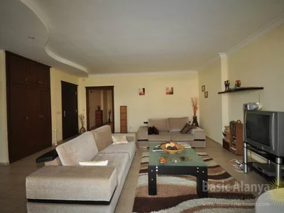 Dzielnica mieszkaniowa Contemporary apartment in well managed complex