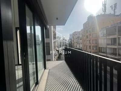Quartier résidentiel Un appartement récemment construit, idéalement situé, à quelques pas de la plage et du centre-ville dynamique de tel aviv.