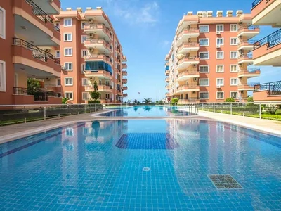 Barrio residencial Fully furnished 2+1 resale apartment in Mahmutlar by the sea