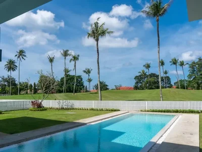 Villa Laguna Homes