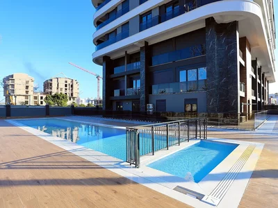 Immeuble Appartement flambant neuf avec vue sur la montagne à Konyaaltı Antalya