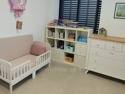 Dzielnica mieszkaniowa A vendre appartement comme neuf 3 pieces renove apres tama shlomo hamelekh tel aviv