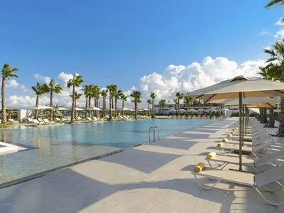 Residential complex Apartments and villas in the Swissotel Residences Cesme complex.