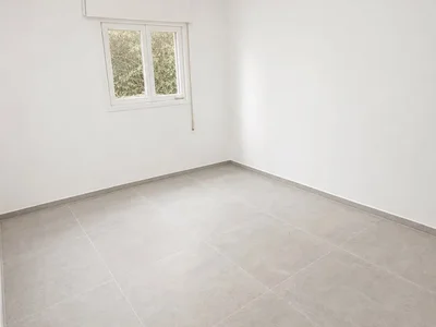 Жилой квартал Appartement de 3 5 pieces renove au coeur calme du centre ville de hadera