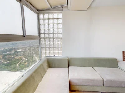 Barrio residencial Agreable avec terrasse bel appartement bon emplacement bonnes orientations calme clair dans rue calme neuf