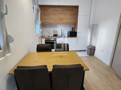 Barrio residencial Stan 45 m² na Izdavanje – Pobrežje, Podgorica