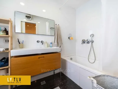 Quartier résidentiel Magnifique 2 pieces a vendre pres de kikar rabin et boulevard chen