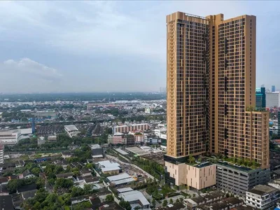 Complexe résidentiel High-riser residence with swimming pools and a picturesque view, Bangkok, Thailand