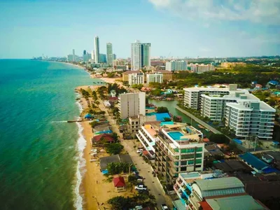 Edificio de apartamentos WHALE MARINA CONDOMINIUM