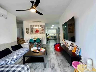 Dzielnica mieszkaniowa Appartement renove de quatre pieces