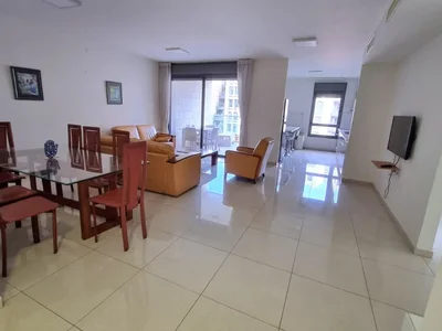 Жилой квартал Magnifique 4 pieces meubler avec balcon