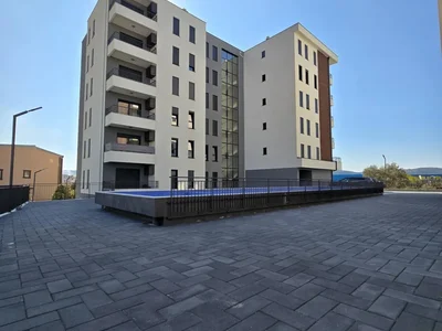 Wohnviertel Stan 54 m² na Prodaju – Stari Bar, Bar