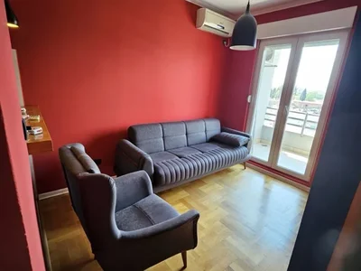 Wohnviertel Jednosoban stan, 42m2, Stari Aerodrom