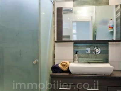 Quartier résidentiel Sublime 3 pièces + balcon / ascenseur